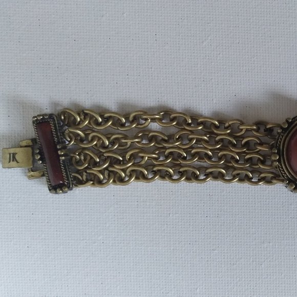 Jewel Kade Bracelet with Cabochon centre and accents at clasp - Picture 2 of 4